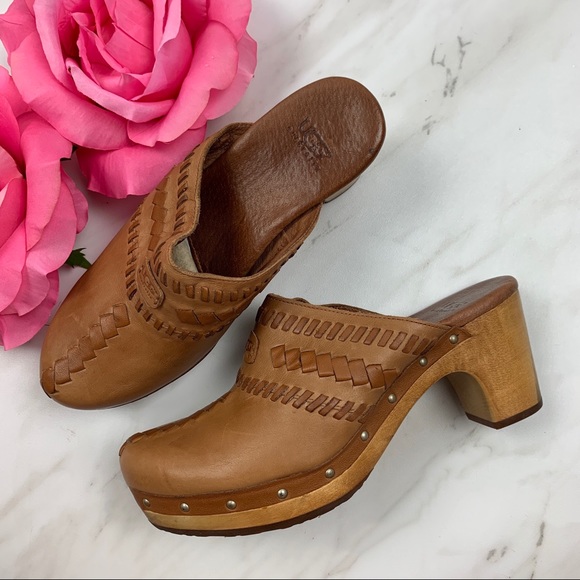 UGG Shoes - UGG Vivica Woven Leather Clog Heels Sz 7 Brown